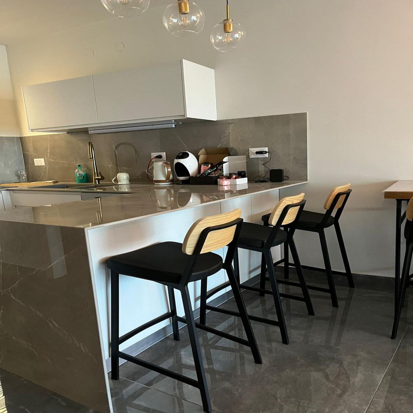 Caesarea Inn Bagian luar foto